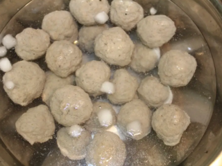 Vụn Bò Nguyên Liệu Chế Biến Bò Viên