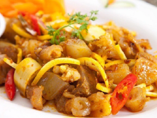 Cách Chế Biến Đuôi Bò Xào Sả Ớt