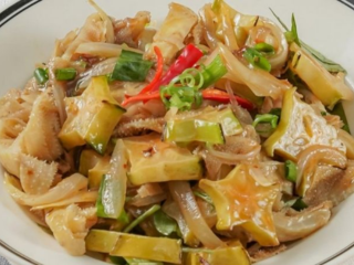 Tổ Ong Bò Xào Khế - Vị Chua Ngọt Đậm Đà, Ăn Là Mê