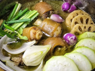 Cách Nấu Lẩu Đuôi Bò Thơm Ngon Chuẩn Vị