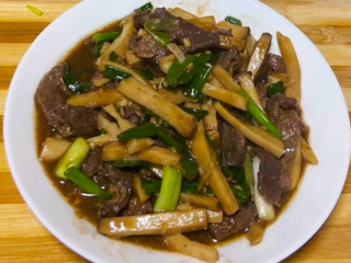 Nấm Đùi Gà Xào Thịt Bò - Món Ngon Khó Cưỡng