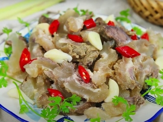 Những Món Ăn Được Chế Biến Từ Gân Bò